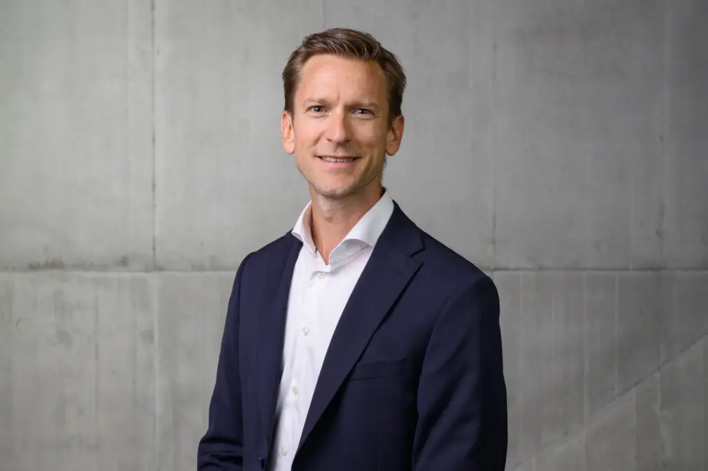 Adrian Kramer